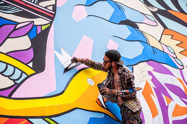 Bicicleta Sem Freio's Colourful Bird Mural On The Streets Of Gaeta, Italy